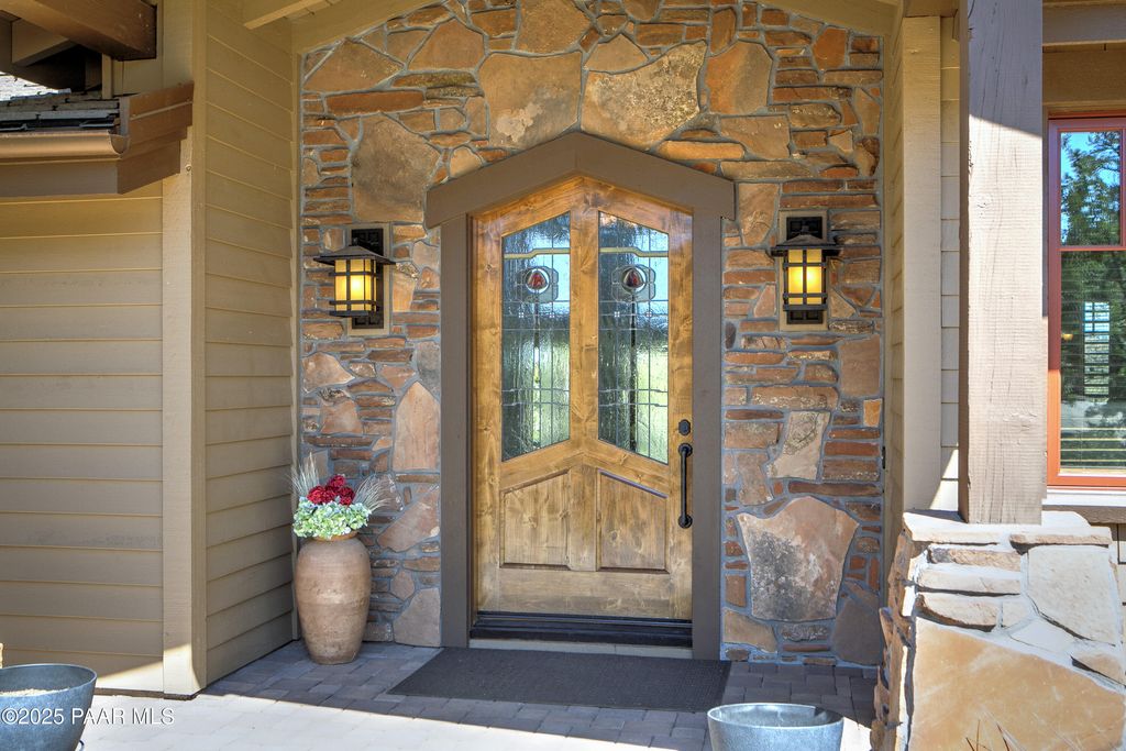 Photo of 12050 W Whipsaw Way, Prescott, AZ 86305 (MLS # 1077381)