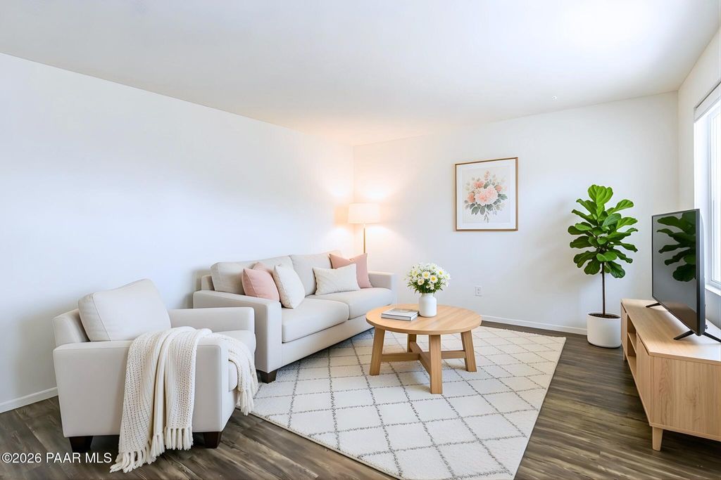 Photo of 2625 N Alvernon Way, Tucson, AZ 85712 (MLS # 1080015)