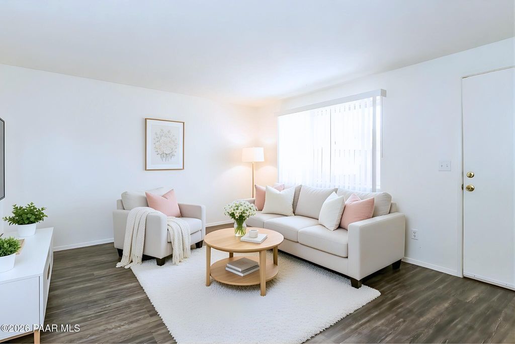 Photo of 2625 N Alvernon Way, Tucson, AZ 85712 (MLS # 1080015)