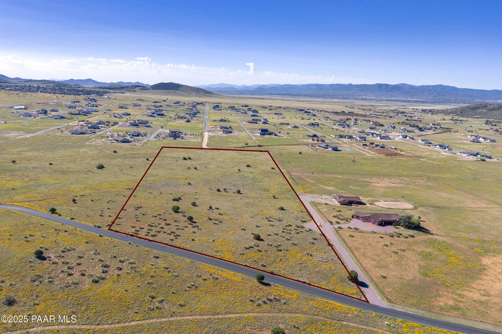 Photo of 12625 E Mingus Vista Drive, Prescott Valley, AZ 86315 (MLS # 1077083)