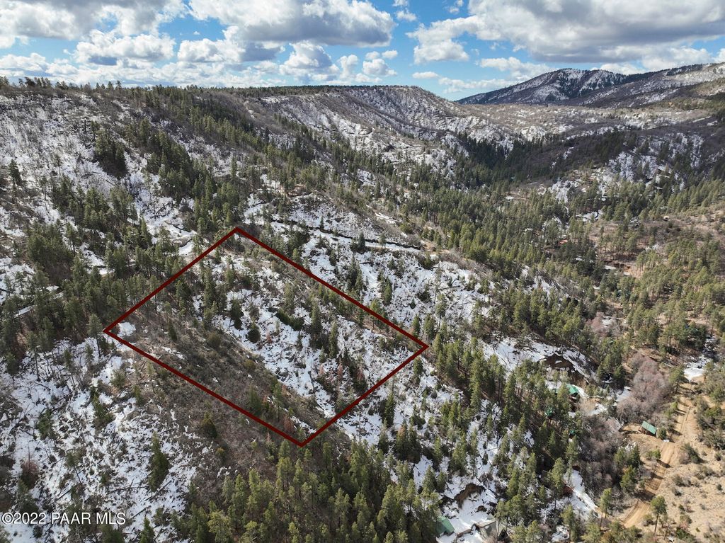 Photo of 0000 S Lazy Days Drive, Mayer, AZ 86333 (MLS # 1081128)