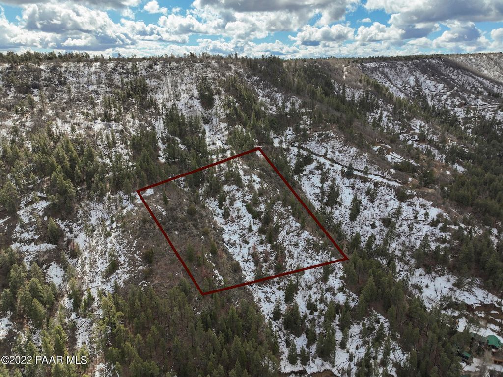 Photo of 0000 S Lazy Days Drive, Mayer, AZ 86333 (MLS # 1081128)