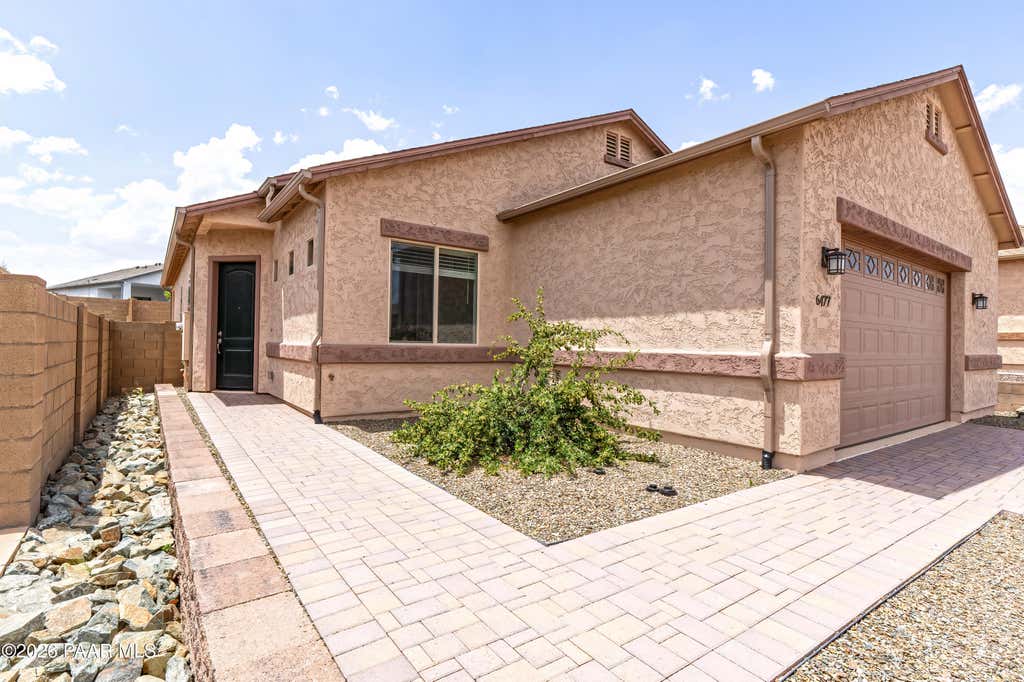 Photo of 6477 E Hereford Avenue, Prescott Valley, AZ 86314 (MLS # 1083704)