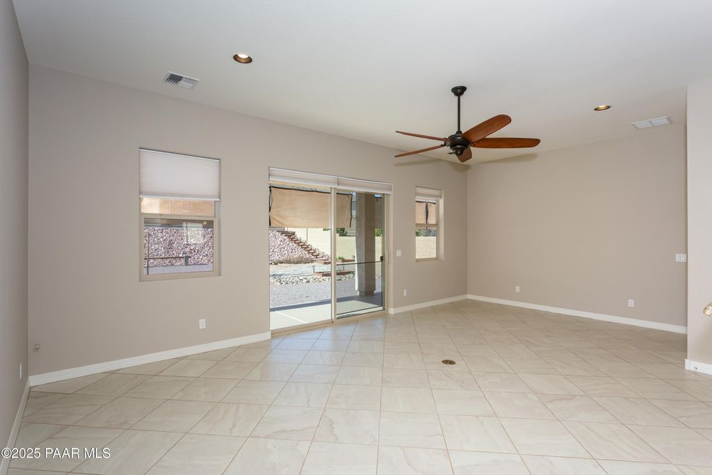 Photo of 6245 E Searle Place, Prescott Valley, AZ 86314 (MLS # 1078440)