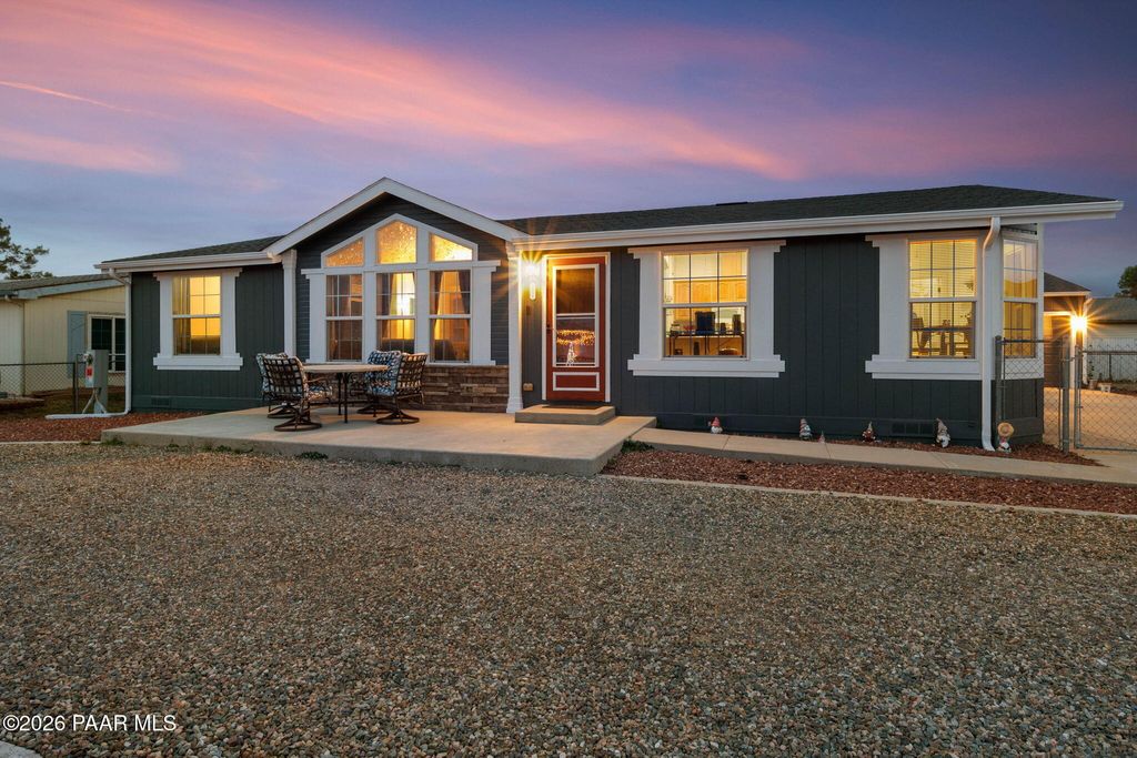 Photo of 9151 E Manley Drive, Prescott Valley, AZ 86314 (MLS # 1078693)