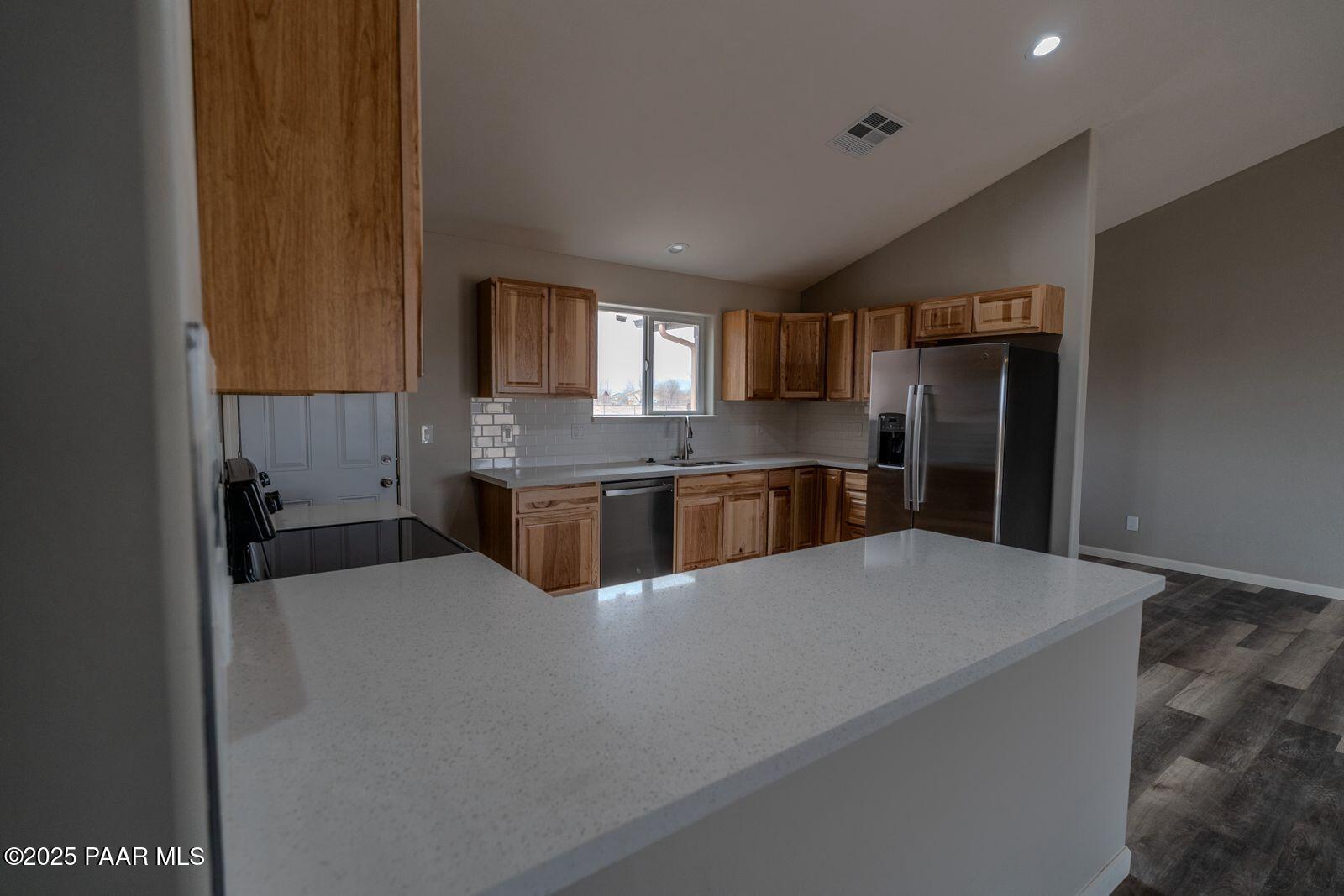 825 W Ranch House Road