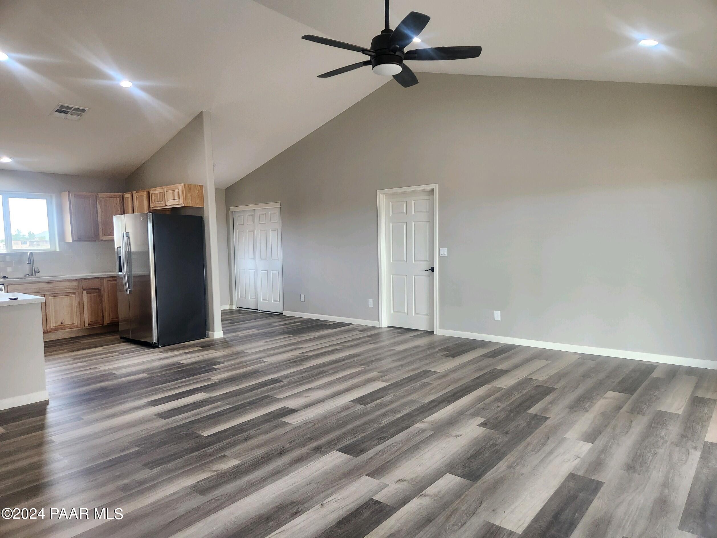 825 W Ranch House Road