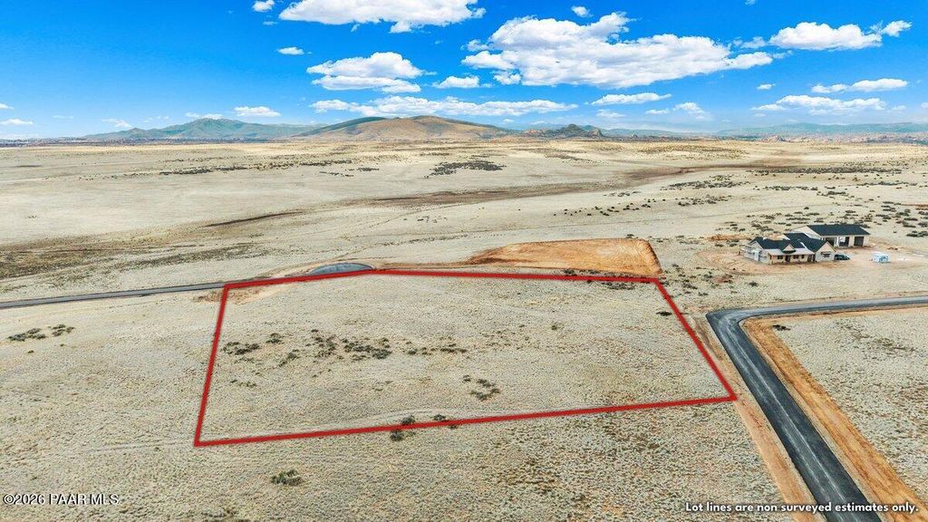 Photo of Lot B Lonesome View Road, Prescott Valley, AZ 86315 (MLS # 1079738)