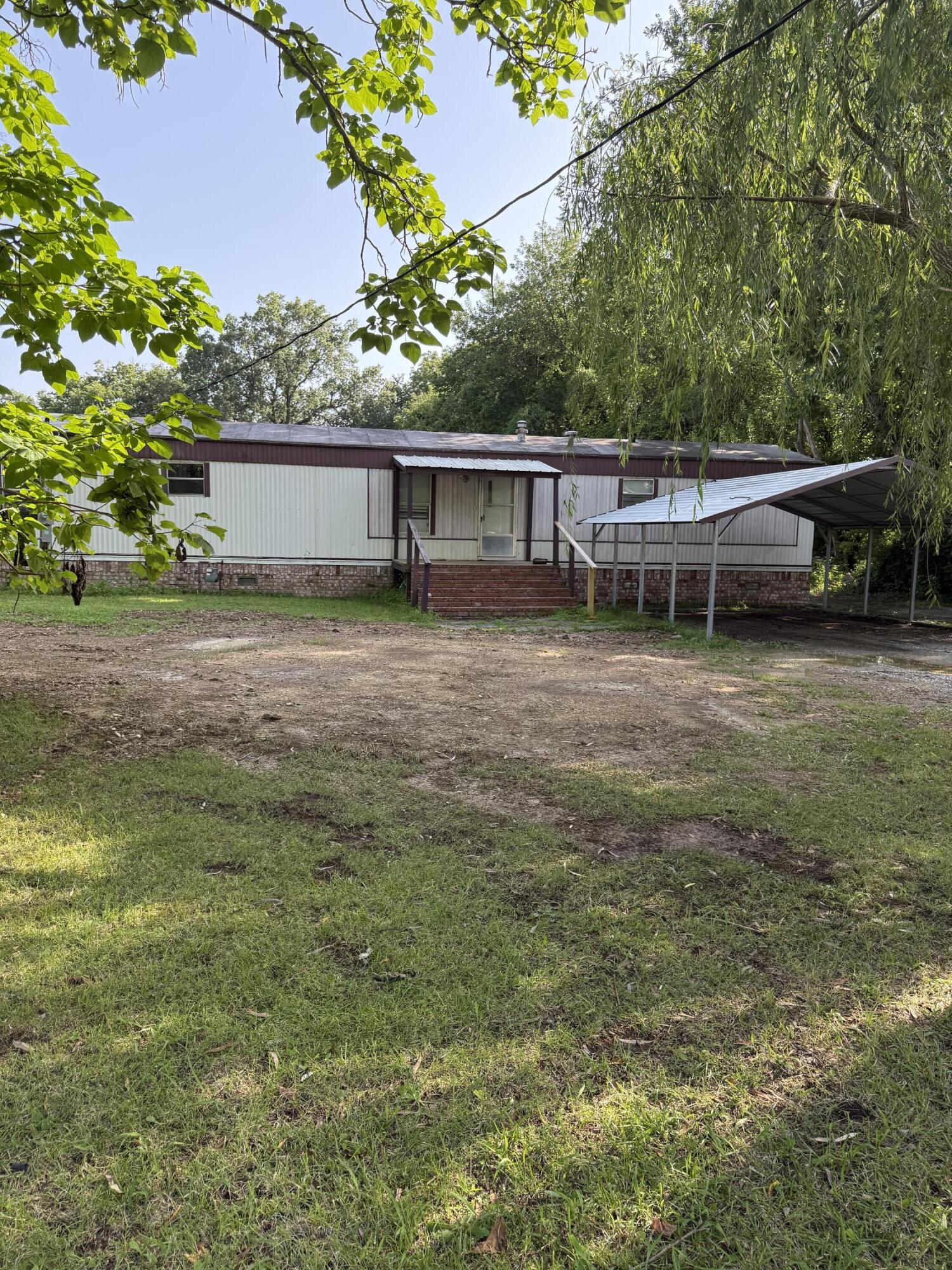 827 E Tahlequah Avenue