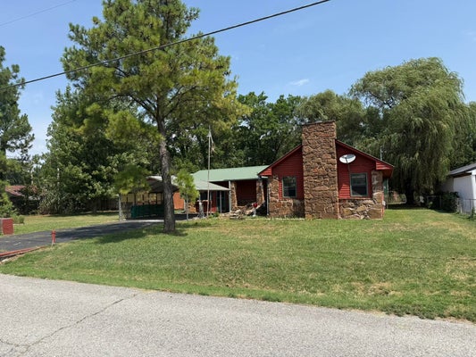 1003 B ST, COMMERCE, OK 74339 - Image 4deb4e4598af556a2f81faab06bb7131/332152742