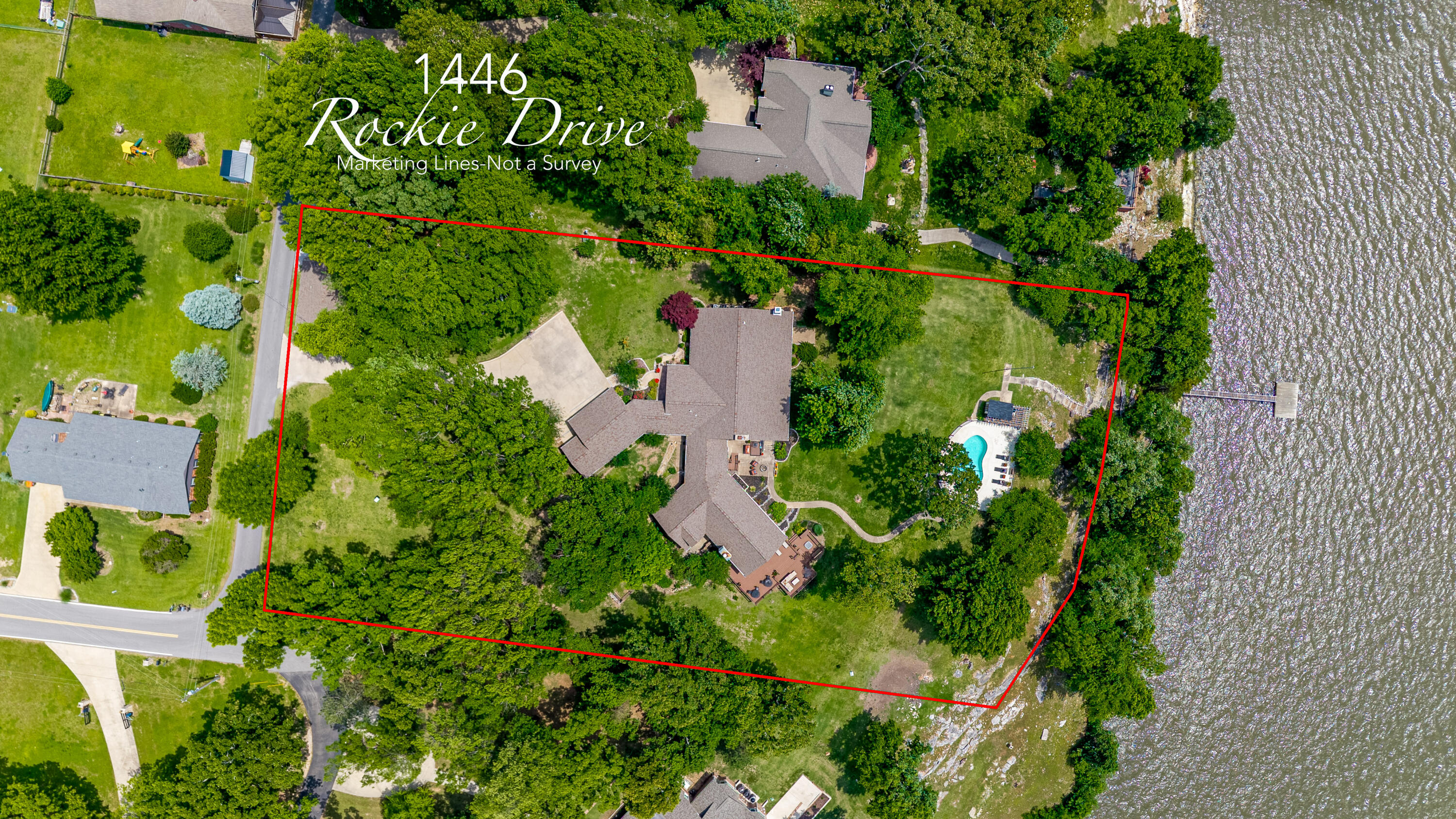Grove, Oklahoma, 74344, United States, 5 Bedrooms Bedrooms, ,6 BathroomsBathrooms,Residential,Active,2033387