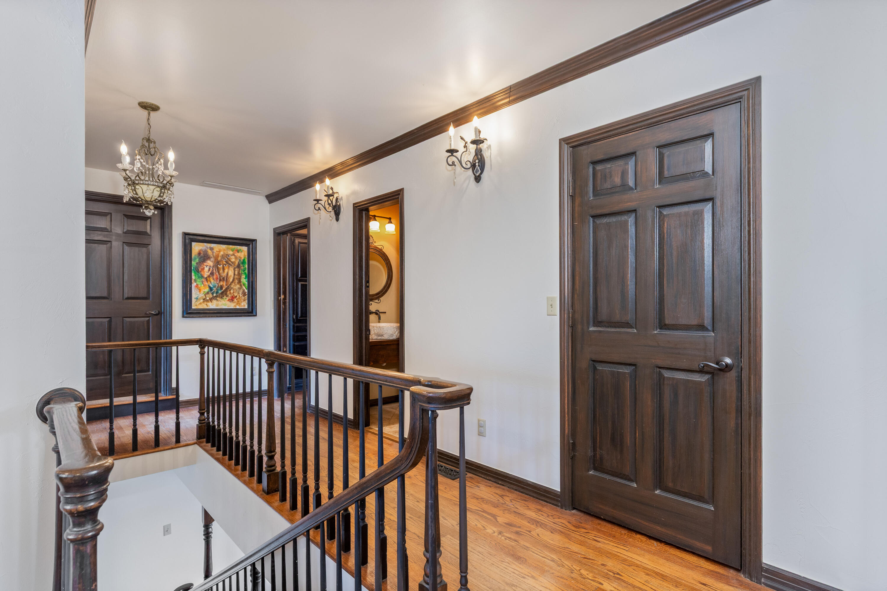 Grove, Oklahoma, 74344, United States, 5 Bedrooms Bedrooms, ,6 BathroomsBathrooms,Residential,Active,2033387