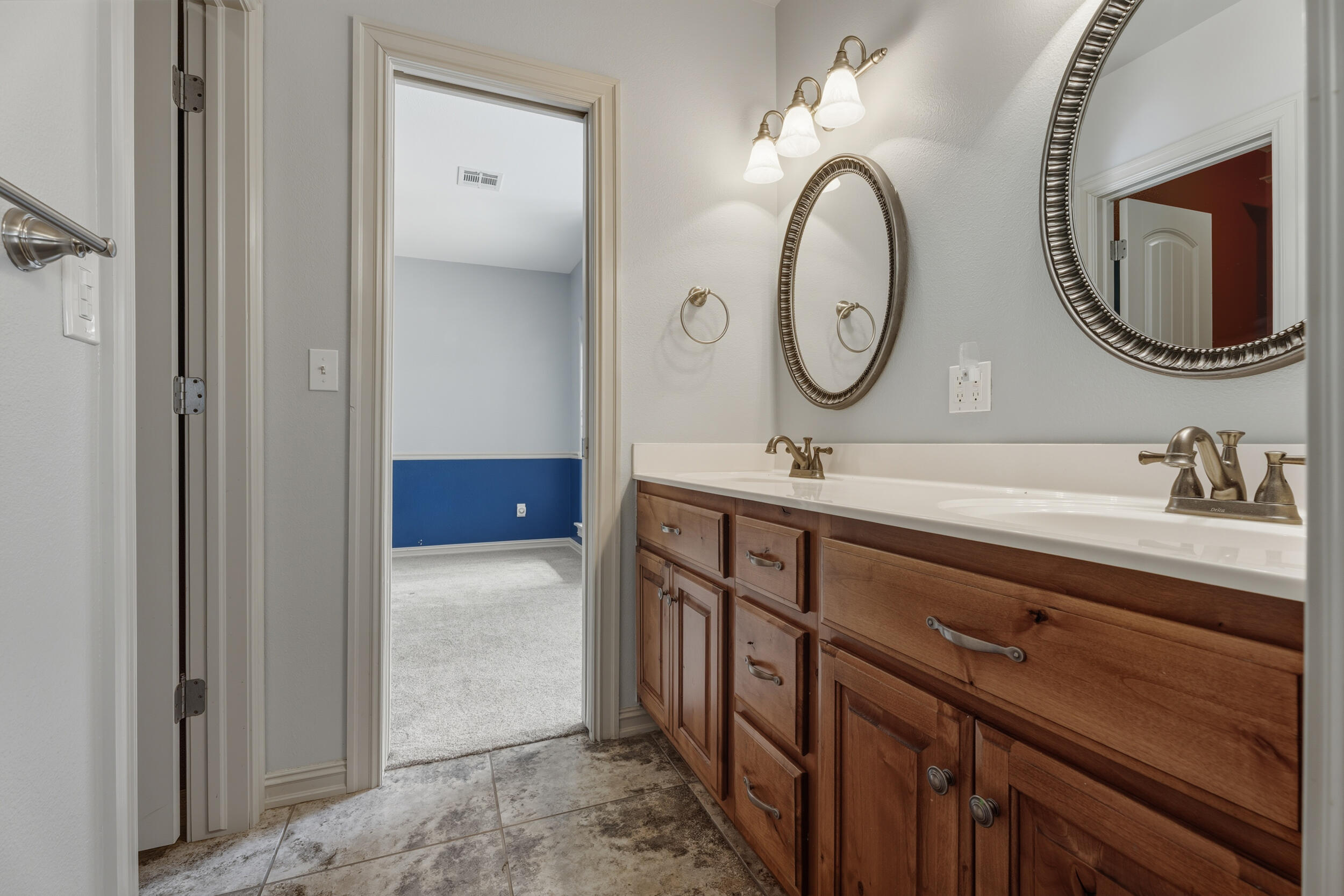 Yakima, Washington, 98908, United States, 5 Bedrooms Bedrooms, ,5 BathroomsBathrooms,Residential,Active,2017520