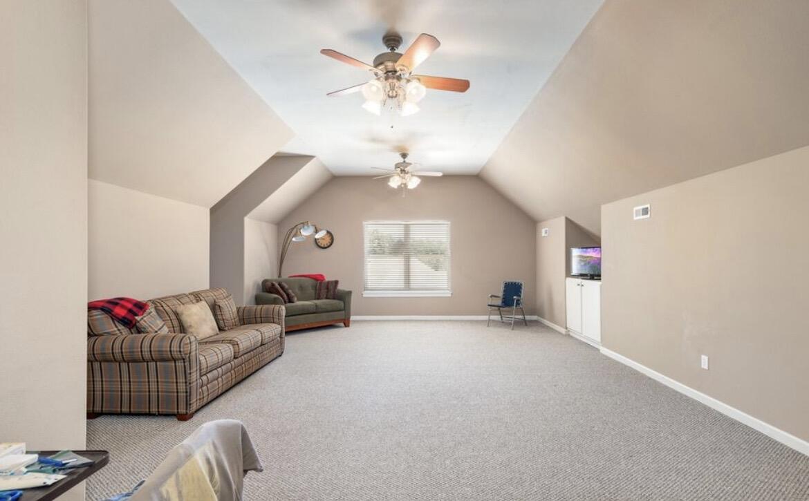 Yakima, Washington, 98908, United States, 5 Bedrooms Bedrooms, ,5 BathroomsBathrooms,Residential,Active,2017520