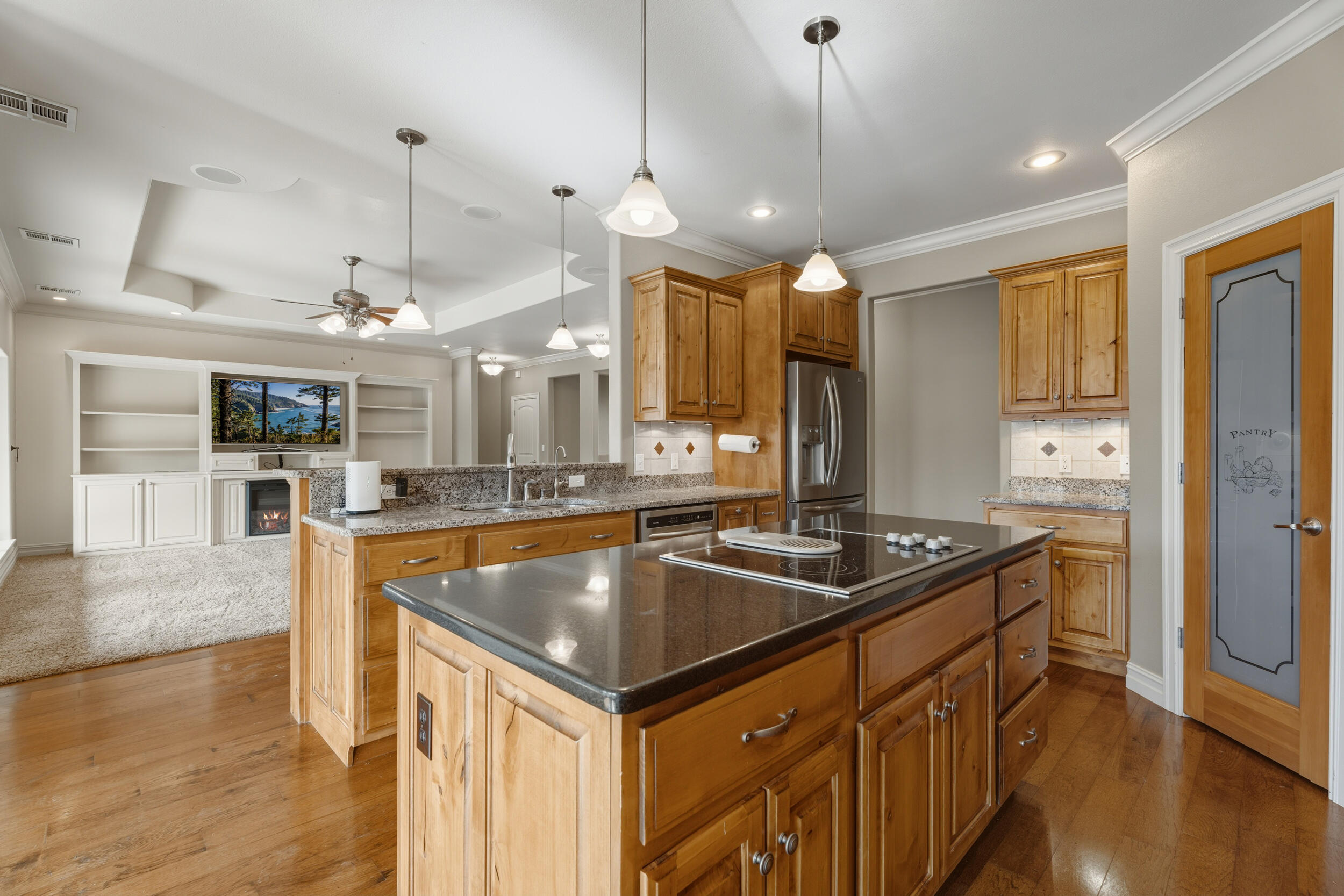 Yakima, Washington, 98908, United States, 5 Bedrooms Bedrooms, ,5 BathroomsBathrooms,Residential,Active,2017520