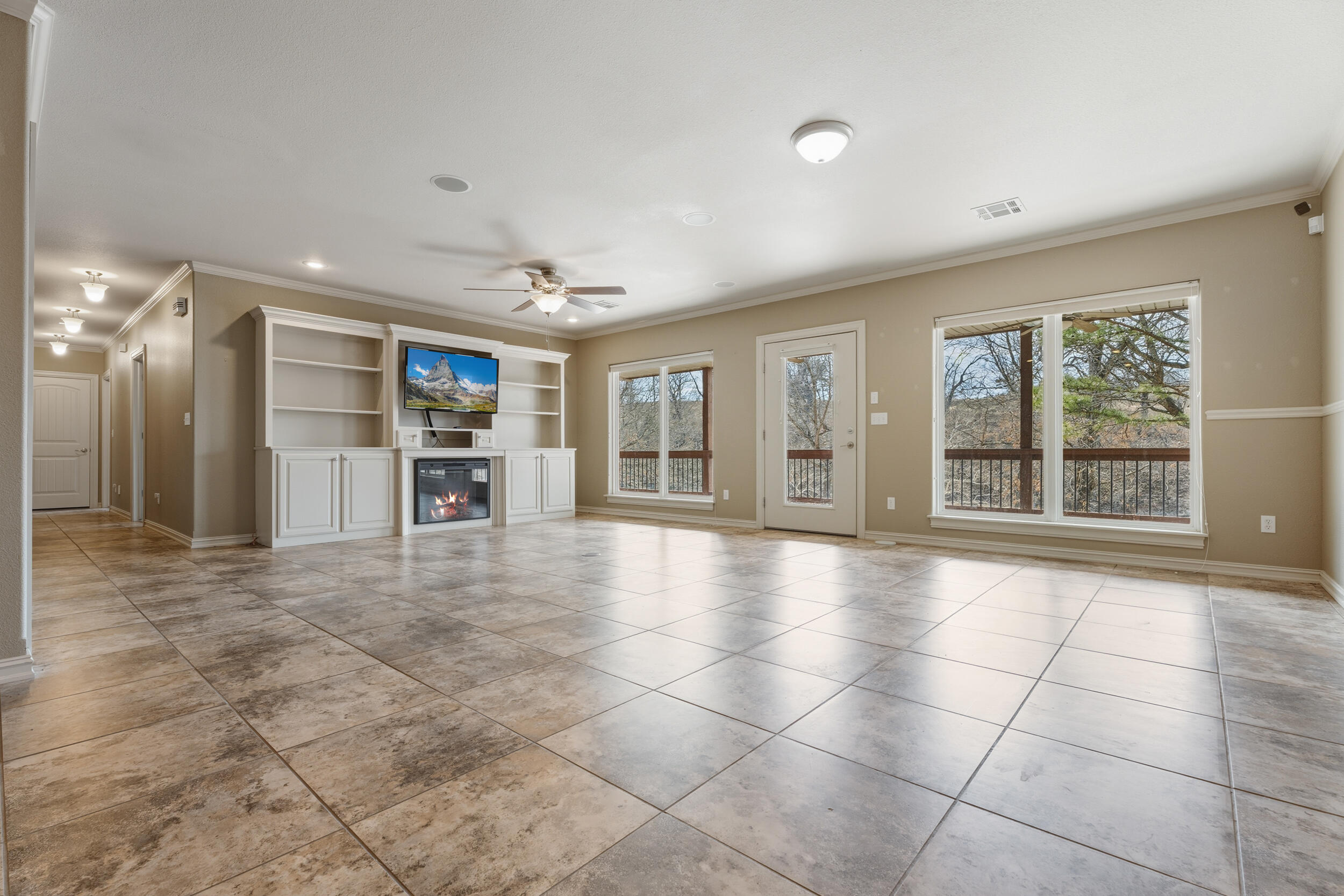 Yakima, Washington, 98908, United States, 5 Bedrooms Bedrooms, ,5 BathroomsBathrooms,Residential,Active,2017520