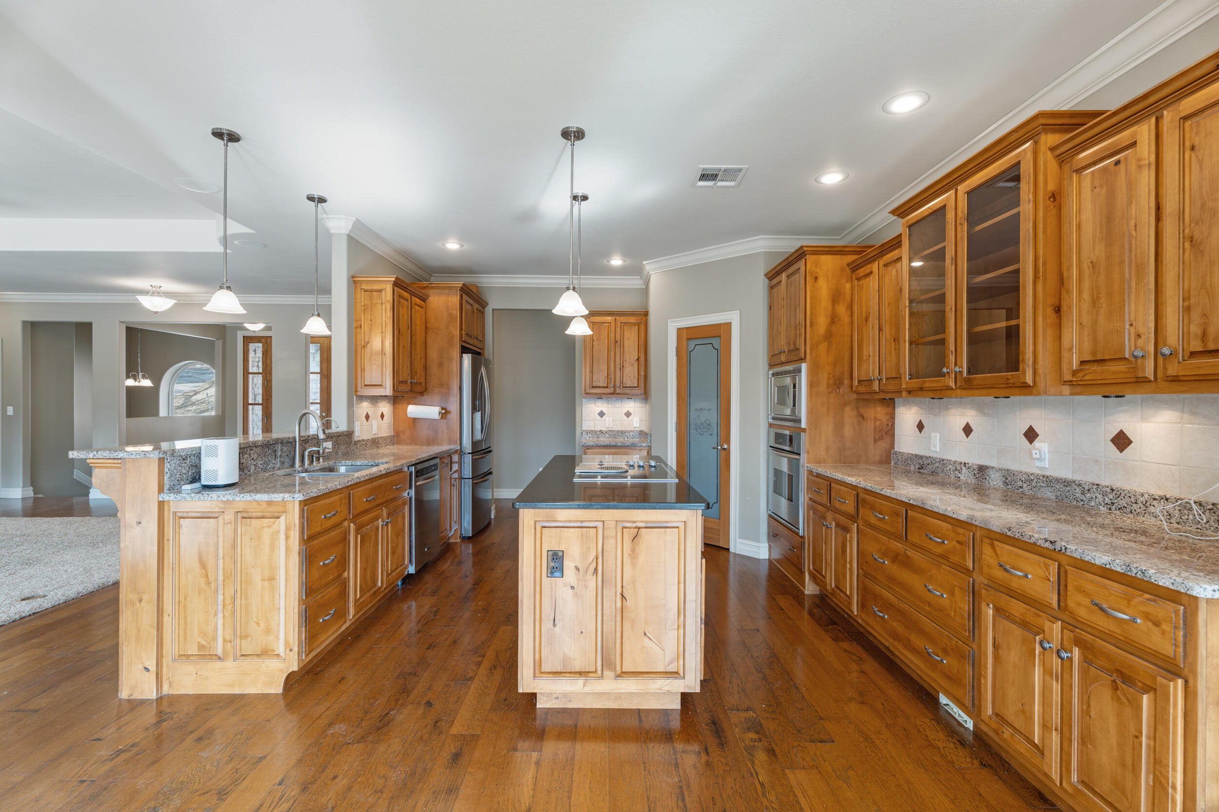 Yakima, Washington, 98908, United States, 5 Bedrooms Bedrooms, ,5 BathroomsBathrooms,Residential,Active,2017520