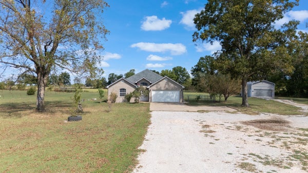 63700 E 270 RD, GROVE, OK 74344 - Image d003b6cf2b313f3feadefcf26fa18852/4168961083