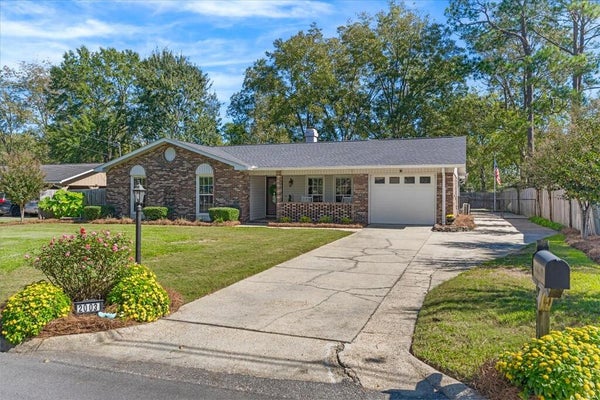 2003 GLASGOW DR, DOTHAN, AL 36301 - Image 0300a8944205767e42ff51b6eeaea913/4107064409