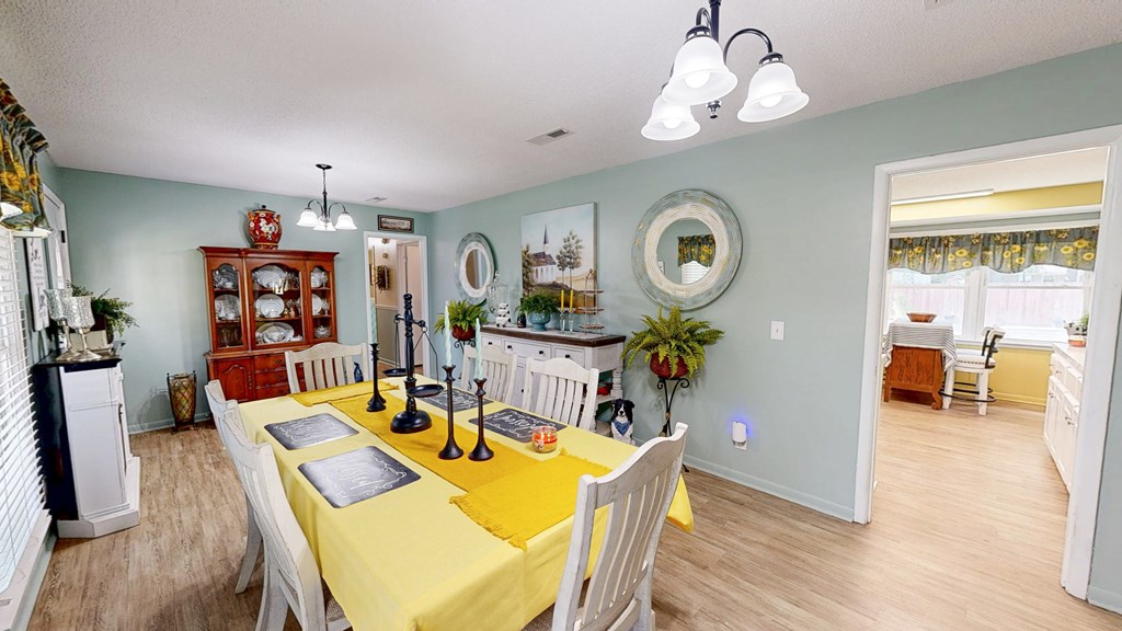 Dothan, Alabama 36303, United States, 4 Bedrooms Bedrooms, ,2 BathroomsBathrooms,Residential,Active,227569