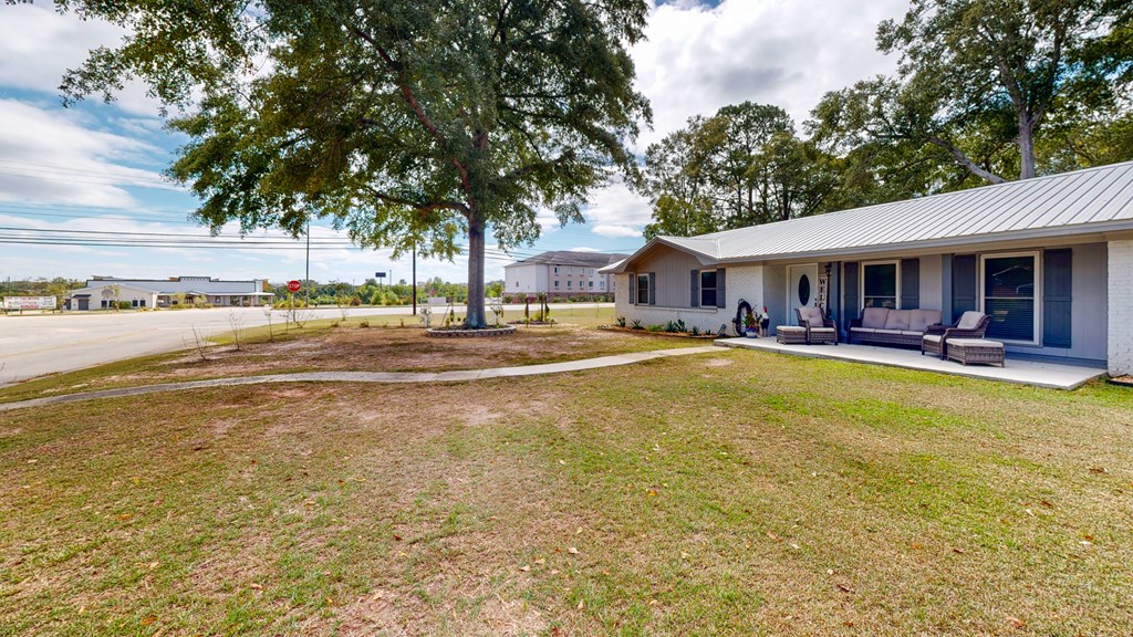 Dothan, Alabama 36303, United States, 4 Bedrooms Bedrooms, ,2 BathroomsBathrooms,Residential,Active,227569