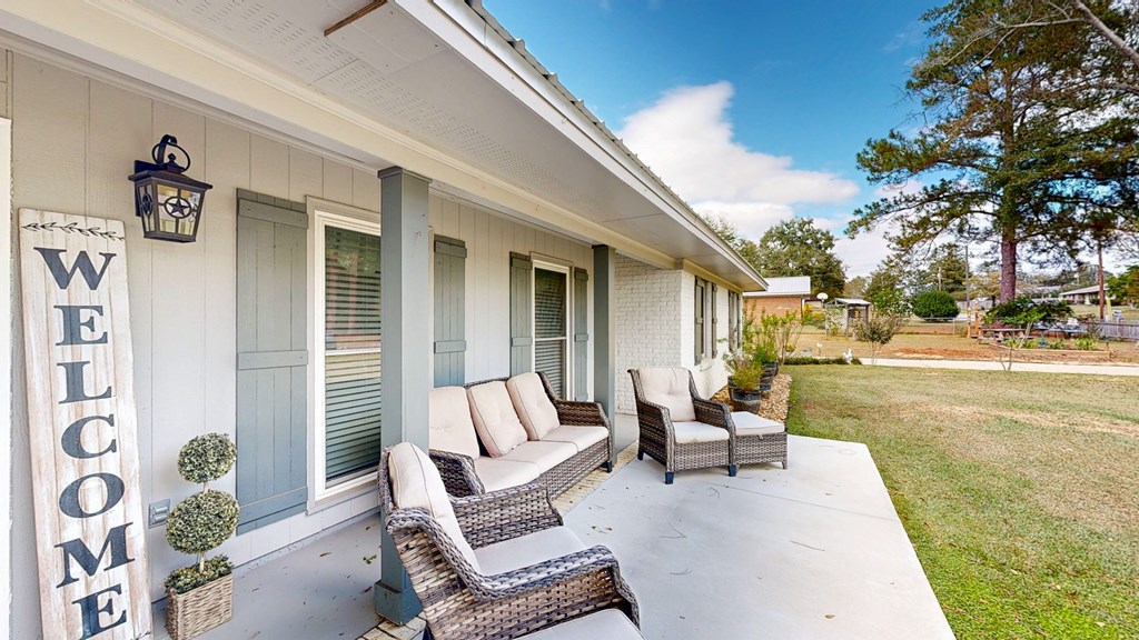 Dothan, Alabama 36303, United States, 4 Bedrooms Bedrooms, ,2 BathroomsBathrooms,Residential,Active,227569