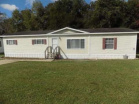 Mobile Home For Sale - 200 Little Oaks Court<br/> Houston County, Dothan, AL 36303