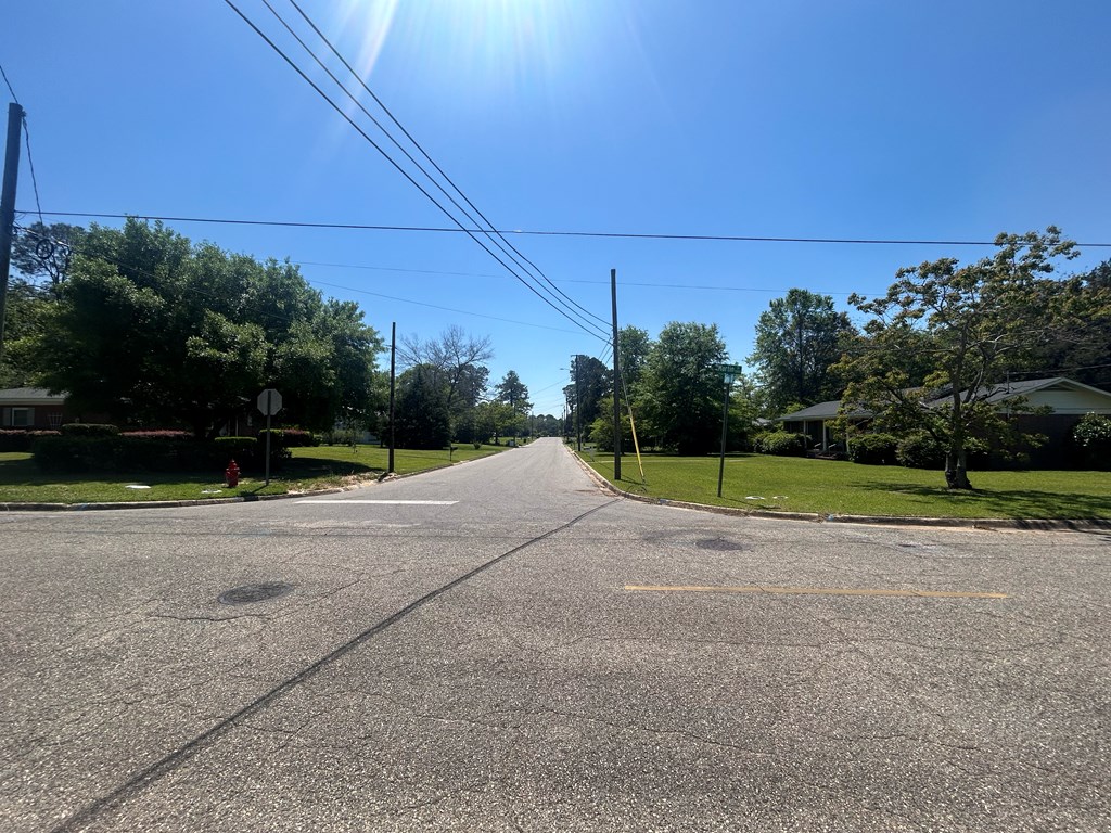 1000 Martin St, Dothan, Alabama image 10