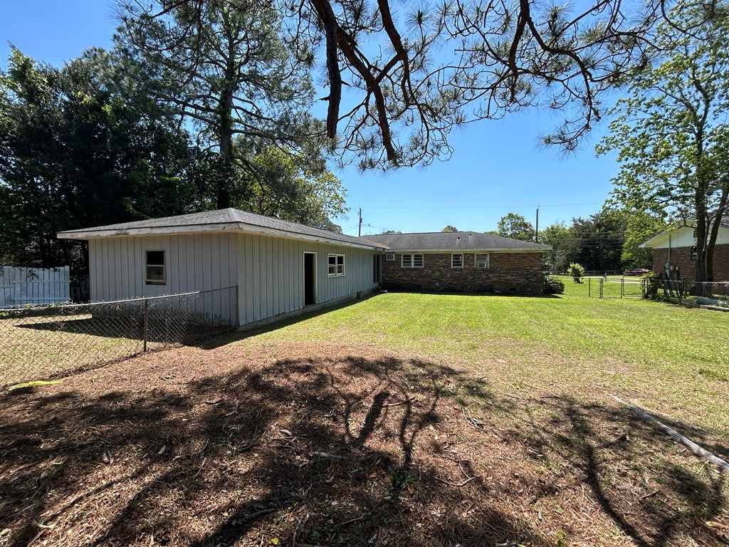 1000 Martin St, Dothan, Alabama image 30
