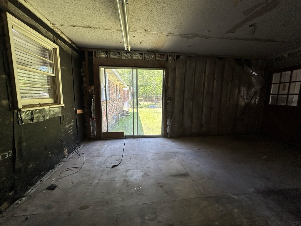 1000 Martin St, Dothan, Alabama image 38