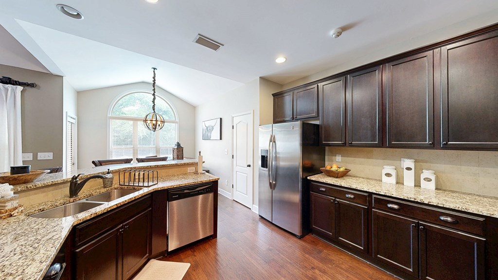 Rehobeth, Alabama 36303, United States, 5 Bedrooms Bedrooms, ,3 BathroomsBathrooms,Residential,Active,120231