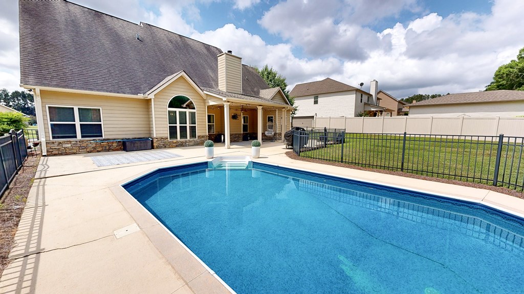 Rehobeth, Alabama 36303, United States, 5 Bedrooms Bedrooms, ,3 BathroomsBathrooms,Residential,Active,120231