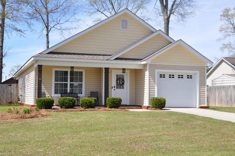 Homes For Sale - 211 Winterberry Way<br/> Coffee County, Enterprise, AL 36330