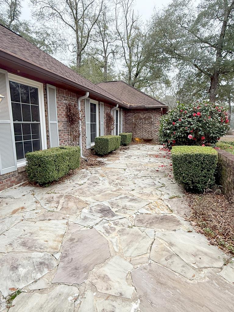 101 Oak Leaf Circle, Enterprise, Alabama image 2