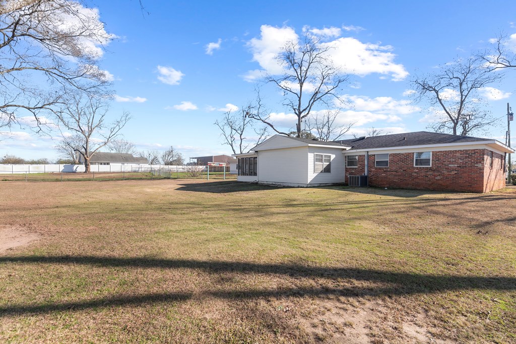 210 Huey Street, Midland City, Alabama image 27