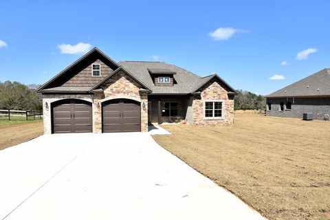 Homes For Sale - 5150 Judge Logue<br/> Newton, AL 36352