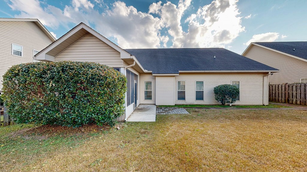 Dothan, Alabama 36305, United States, 3 Bedrooms Bedrooms, ,2 BathroomsBathrooms,Residential,Active,249216