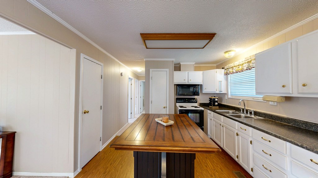 Ozark, Alabama 36360, United States, 3 Bedrooms Bedrooms, ,1 BathroomBathrooms,Residential,Active,219204