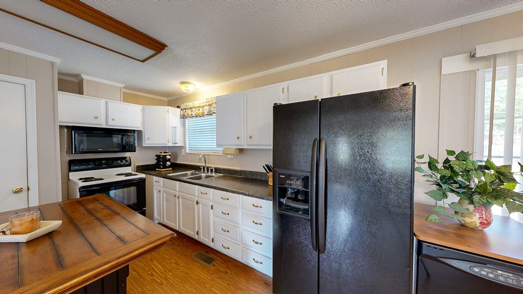 Ozark, Alabama 36360, United States, 3 Bedrooms Bedrooms, ,1 BathroomBathrooms,Residential,Active,219204