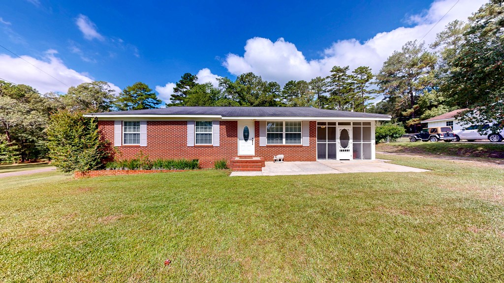 Ozark, Alabama 36360, United States, 3 Bedrooms Bedrooms, ,1 BathroomBathrooms,Residential,Active,219204