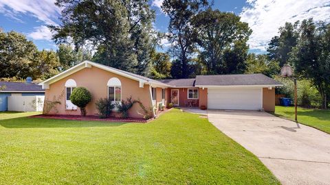 Homes For Sale - 1102 Northfield Circle<br/> Houston County, Dothan, AL 36303