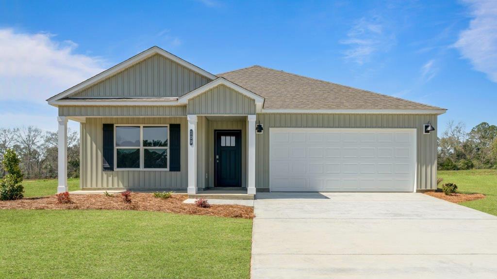 109 Sagebrush Drive, Headland, Alabama image 1