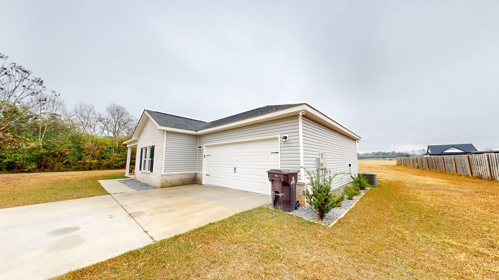 Dothan, Alabama 36305, United States, 3 Bedrooms Bedrooms, ,2 BathroomsBathrooms,Residential,Active,248287