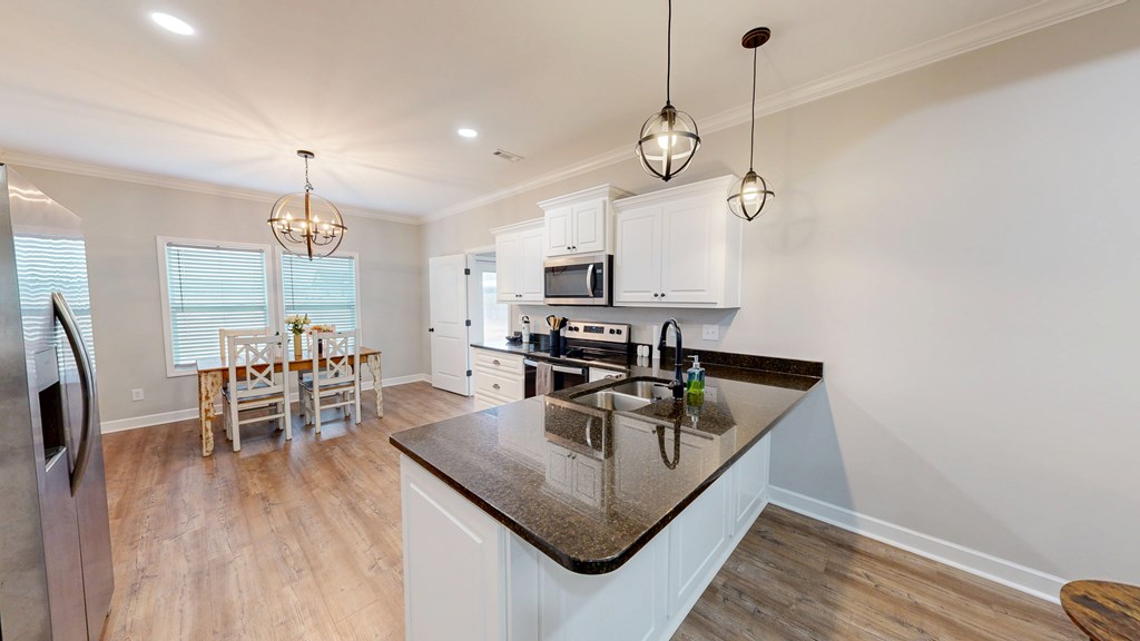 Dothan, Alabama 36305, United States, 3 Bedrooms Bedrooms, ,2 BathroomsBathrooms,Residential,Active,248287