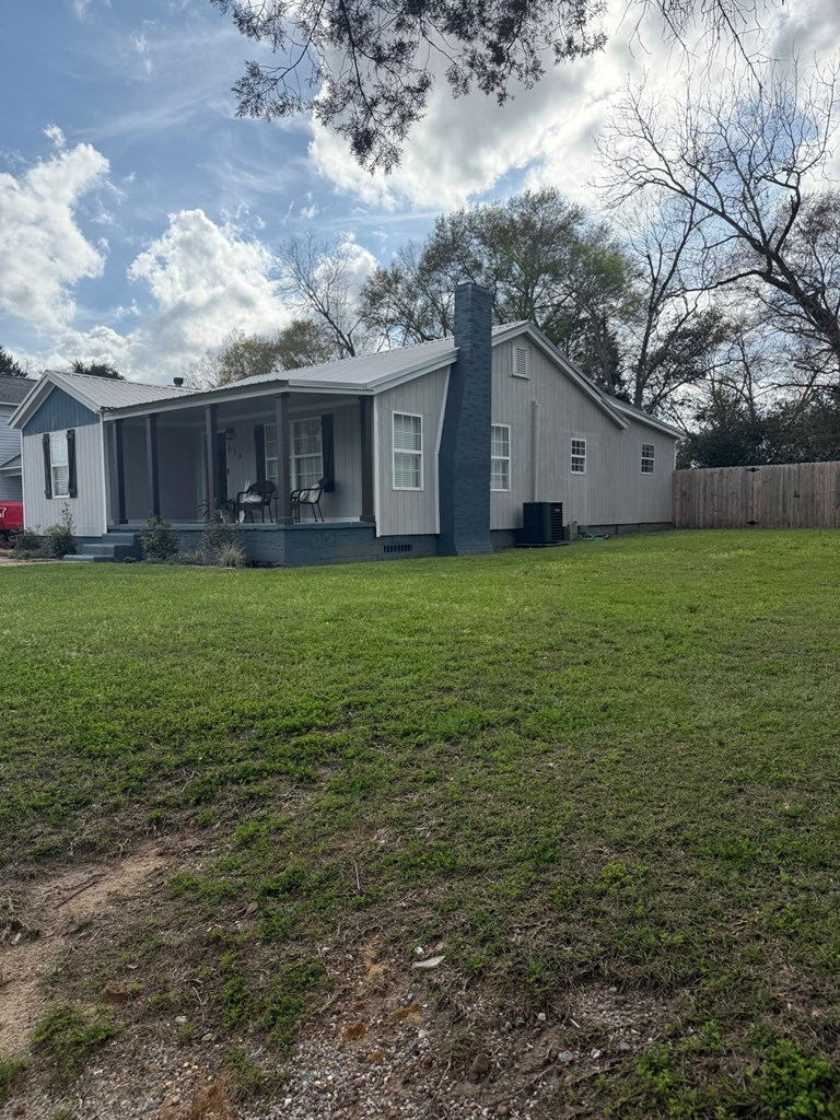 618 Cleveland St, Headland, Alabama image 13