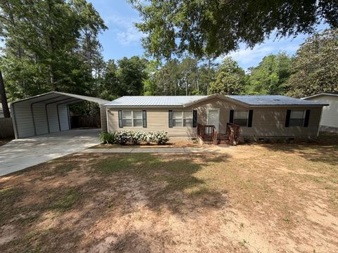 Mobile Home For Sale - 509 Covey Cir<br/> Dothan, AL 36305