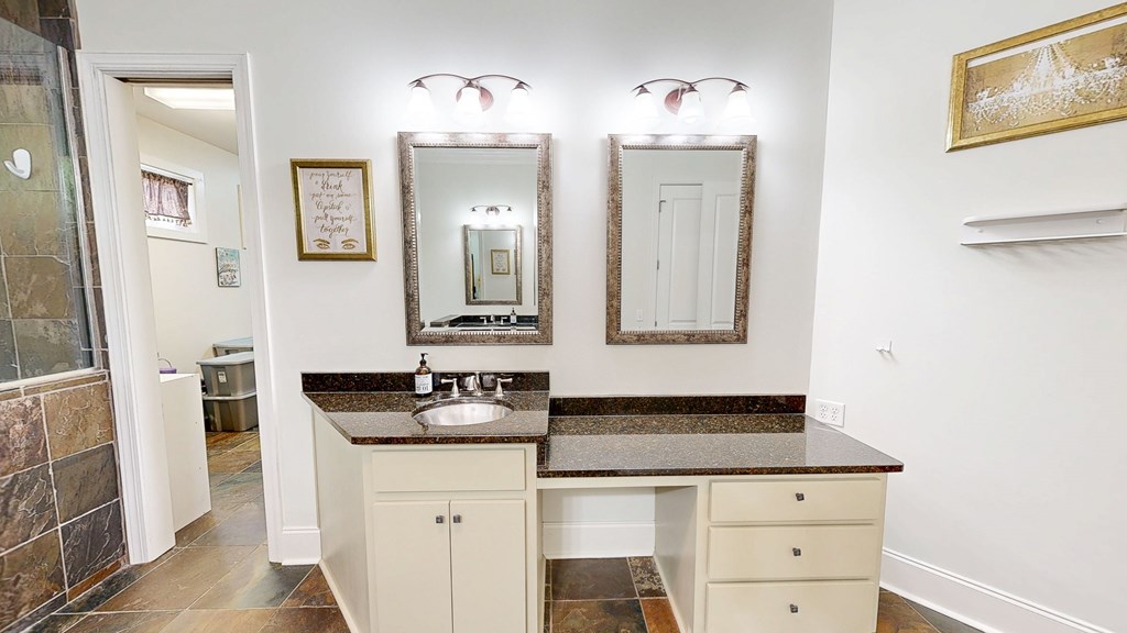 Dothan, Alabama 36301, United States, 3 Bedrooms Bedrooms, ,2 BathroomsBathrooms,Residential,Active,114478