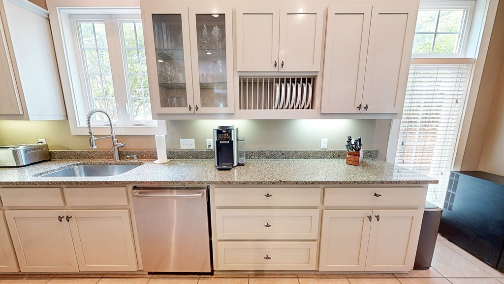 Dothan, Alabama 36301, United States, 3 Bedrooms Bedrooms, ,2 BathroomsBathrooms,Residential,Active,114478