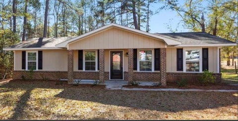 Homes For Sale - 142 Emerald St<br/> Ozark, AL 36360