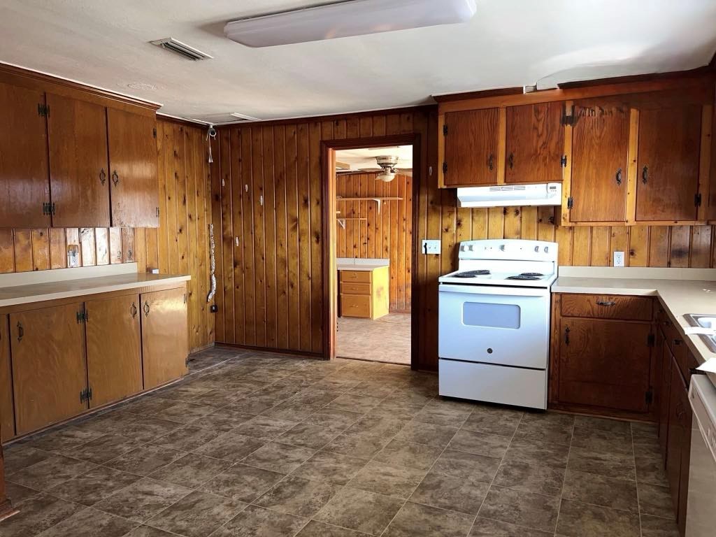 1616 W Selma Street, Dothan, Alabama image 5